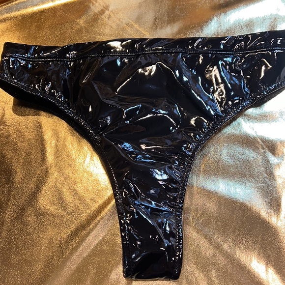 New Wet look high waisted bottoms - Picture 6 of 8